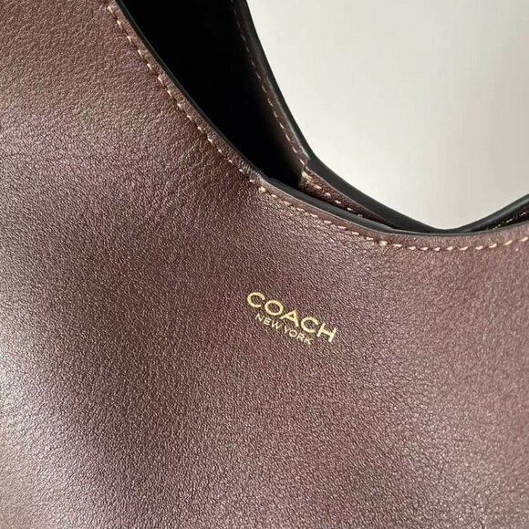 Coach Brooklyn Shoulder Bag 28 – Brass/Maple | NWT with Dust Bag - Picture 7 of 9